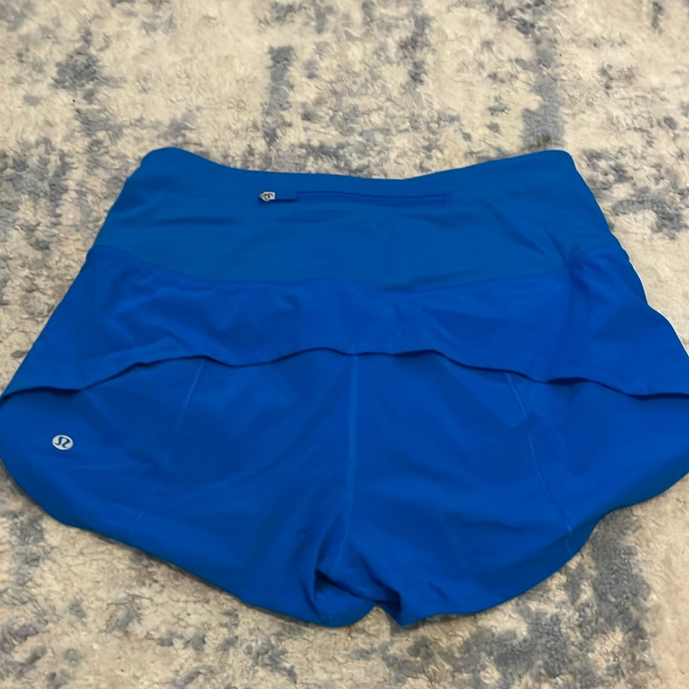 Lululemon speed ups in poolside, size 4, 2.5 inch